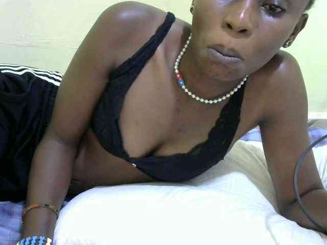 Lovelybabraa webcam