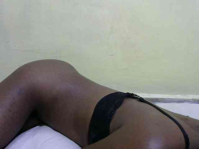 Lovelybabraa webcam