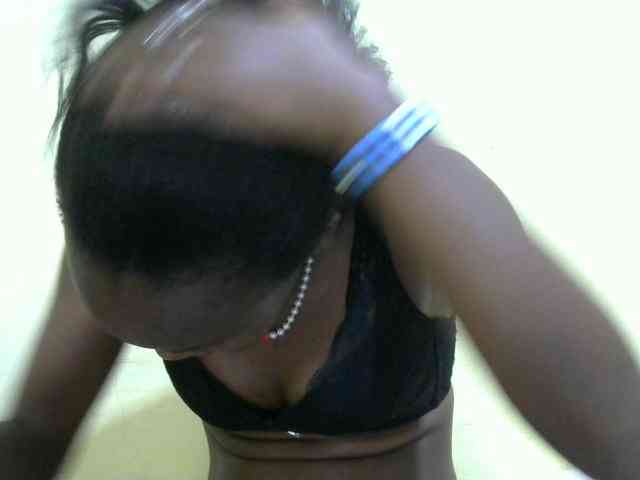 Lovelybabraa webcam
