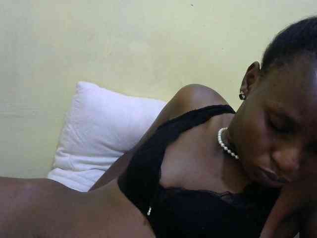 Lovelybabraa webcam
