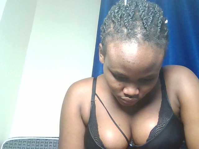 Horny-nasty-bitch webcam