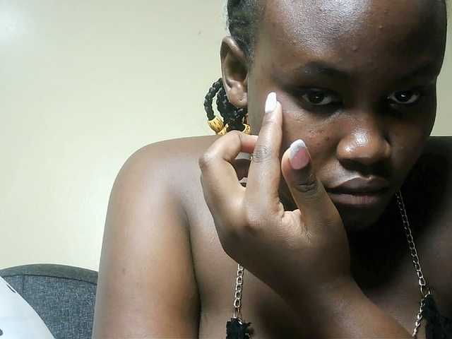 Horny-nasty-bitch's BongaCams show and profile