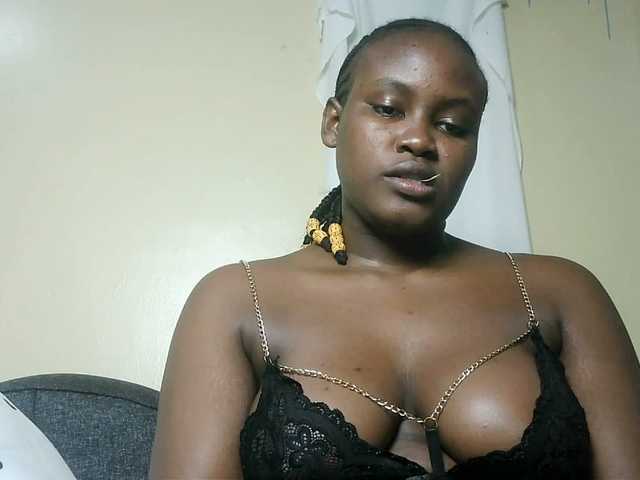 Horny-nasty-bitch's BongaCams show and profile