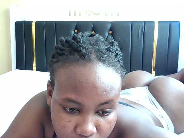 Horny-nasty-bitch's BongaCams show and profile