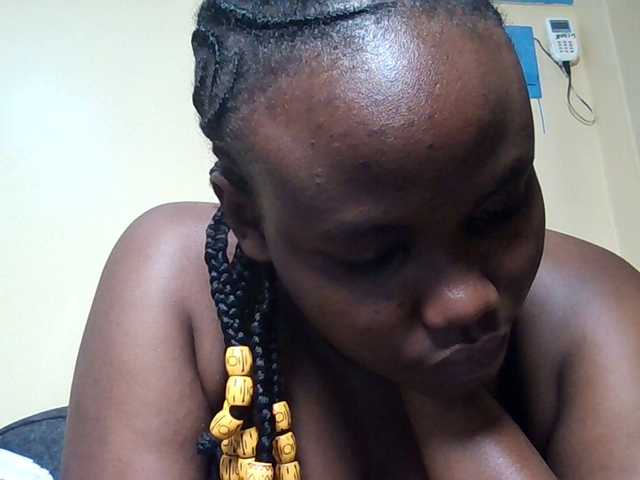 Horny-nasty-bitch's BongaCams show and profile