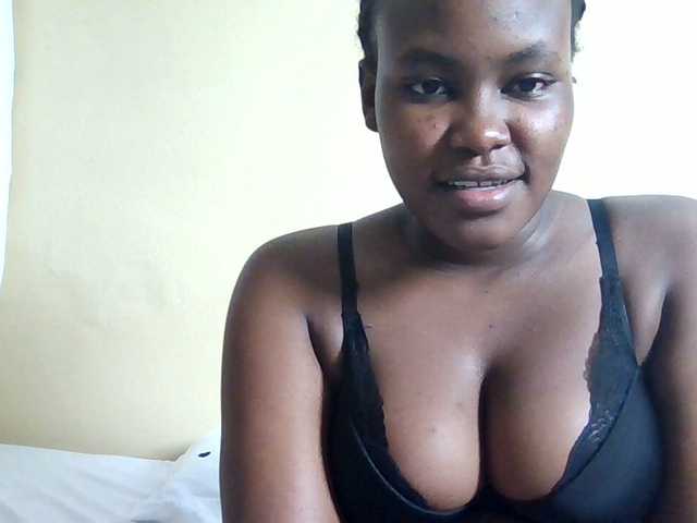 Horny-nasty-bitch's BongaCams show and profile