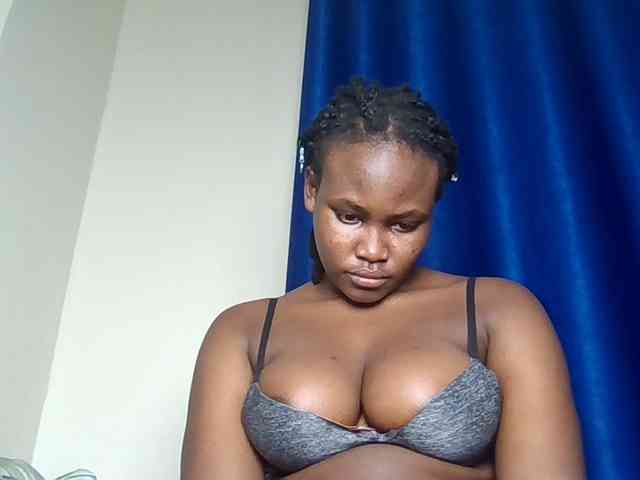 Horny-nasty-bitch webcam