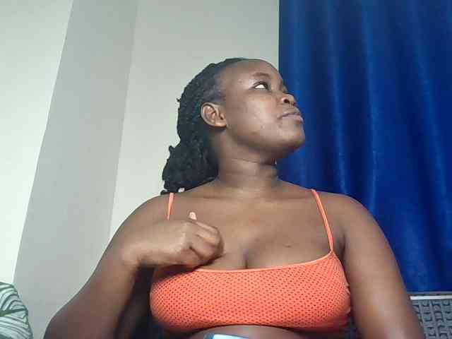 Horny-nasty-bitch webcam