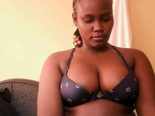 Horny-nasty-bitch webcam