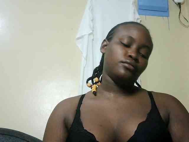 Horny-nasty-bitch webcam