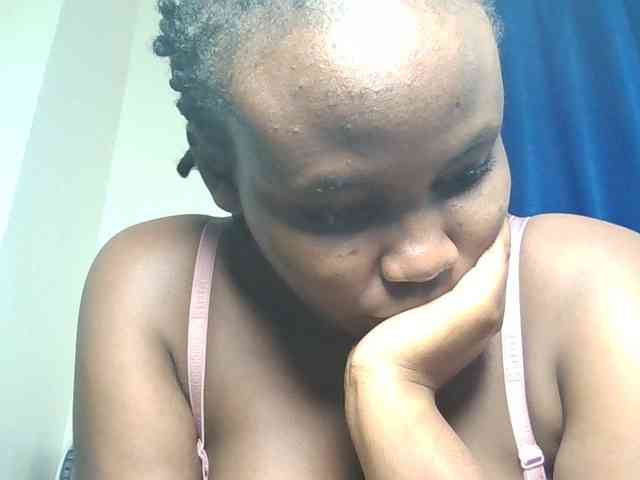 Horny-nasty-bitch webcam