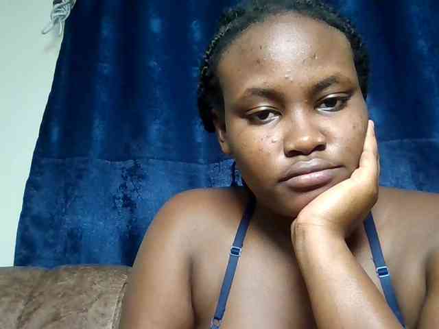 Horny-nasty-bitch webcam