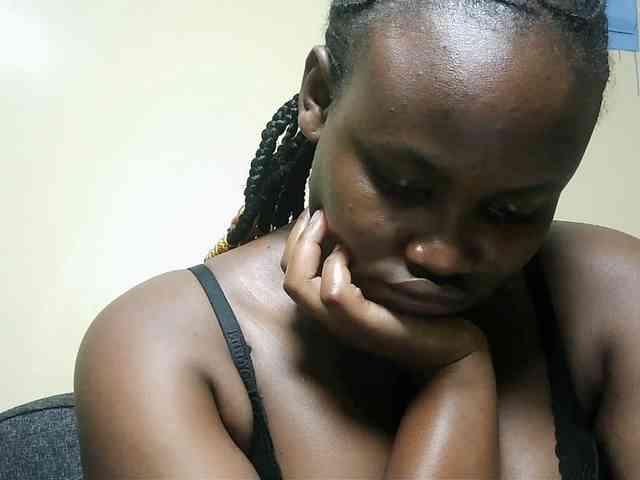 Horny-nasty-bitch webcam