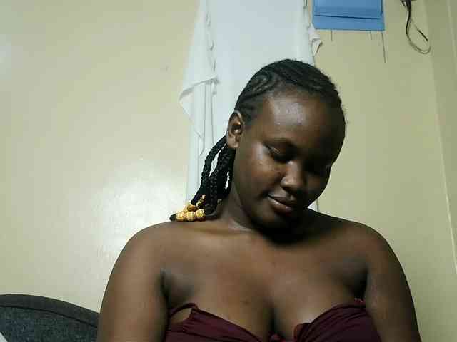 Horny-nasty-bitch webcam