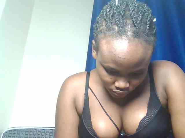 Horny-nasty-bitch webcam