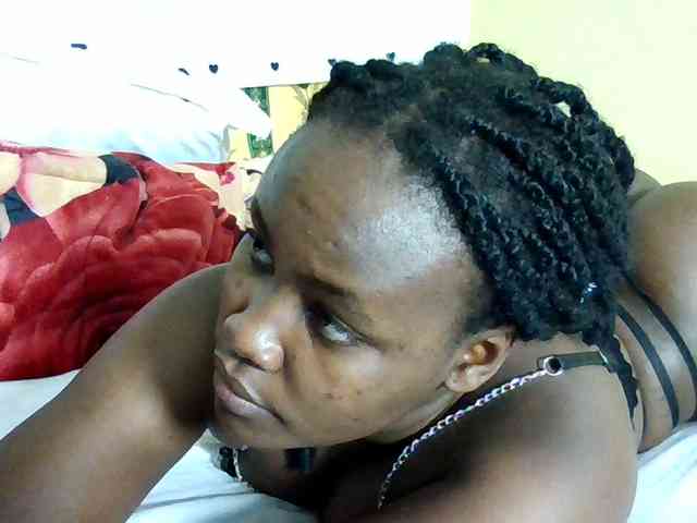 Horny-nasty-bitch webcam