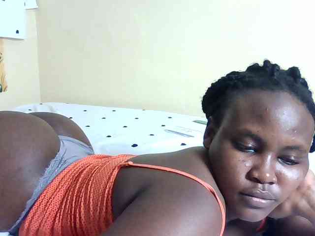 Horny-nasty-bitch webcam