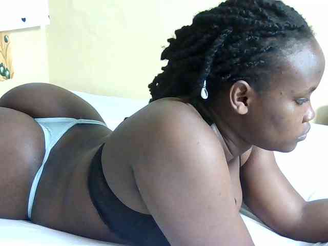 Horny-nasty-bitch webcam