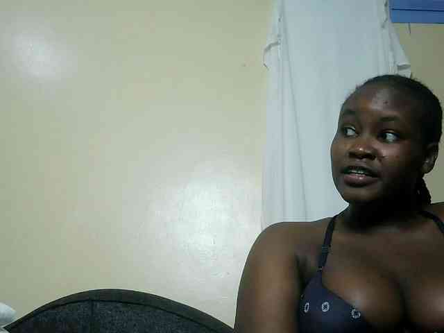 Horny-nasty-bitch webcam