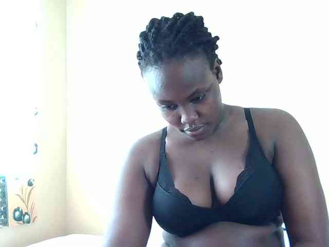 Horny-nasty-bitch webcam