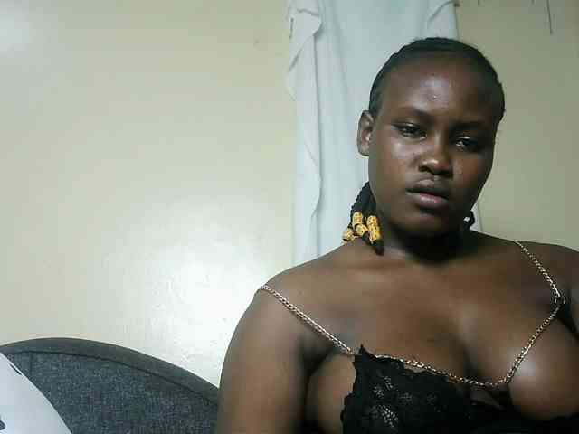 Horny-nasty-bitch webcam