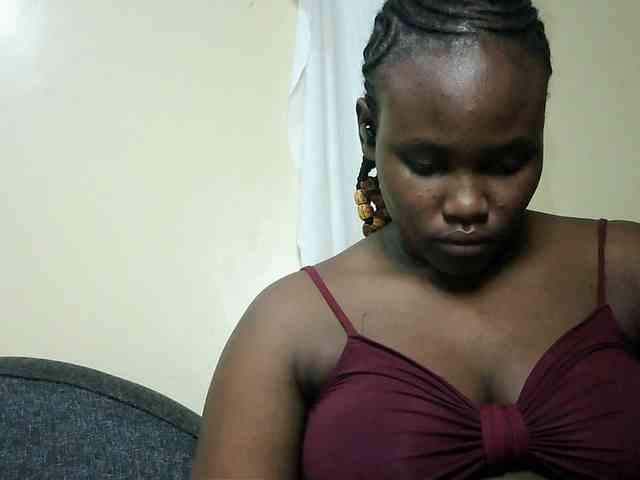 Horny-nasty-bitch webcam