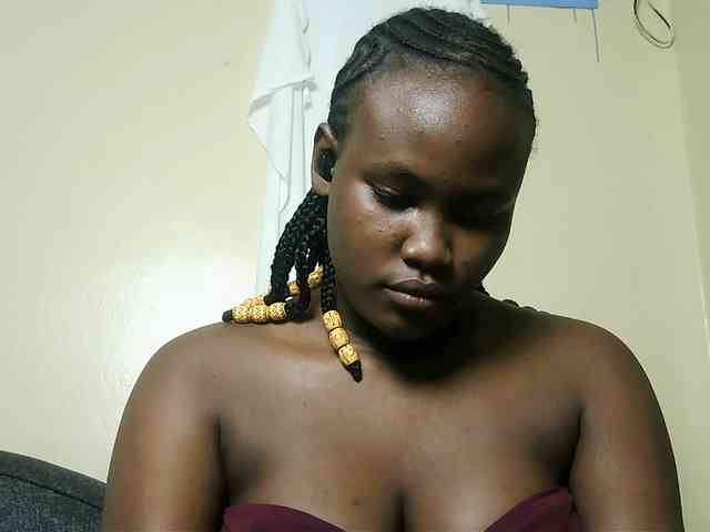 Horny-nasty-bitch webcam