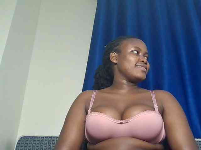 Horny-nasty-bitch webcam