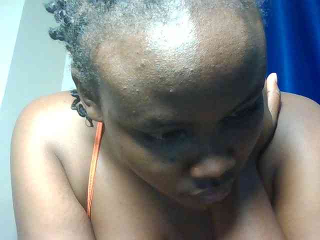 Horny-nasty-bitch webcam