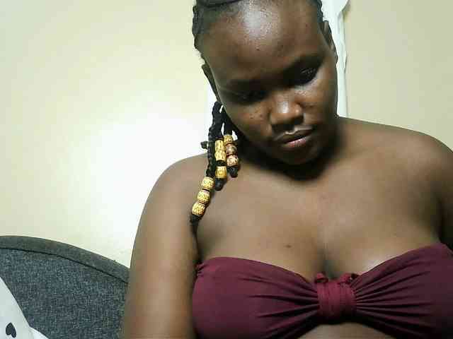 Horny-nasty-bitch webcam