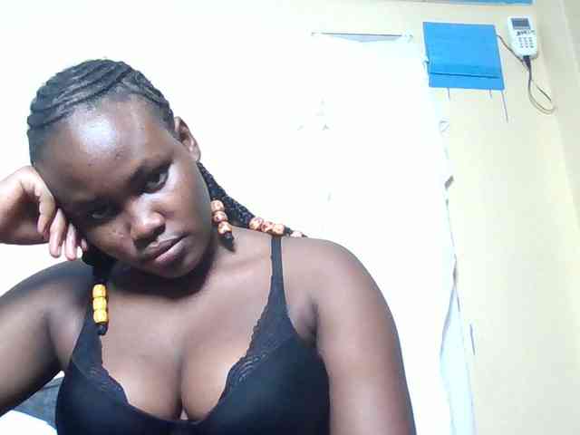 Horny-nasty-bitch webcam