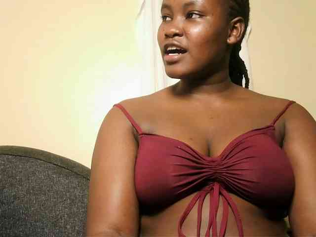 Horny-nasty-bitch webcam