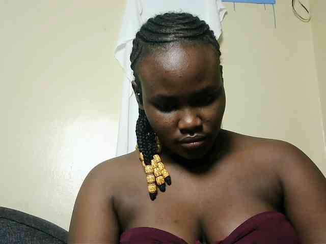 Horny-nasty-bitch webcam