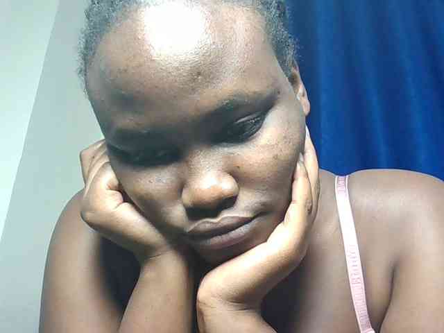 Horny-nasty-bitch webcam