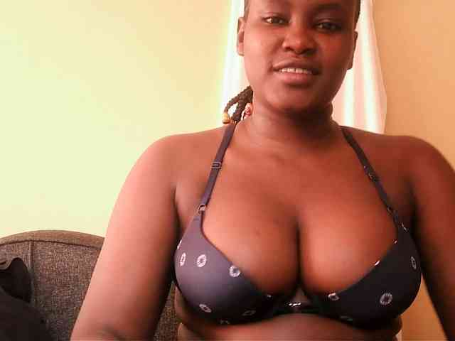 Horny-nasty-bitch webcam