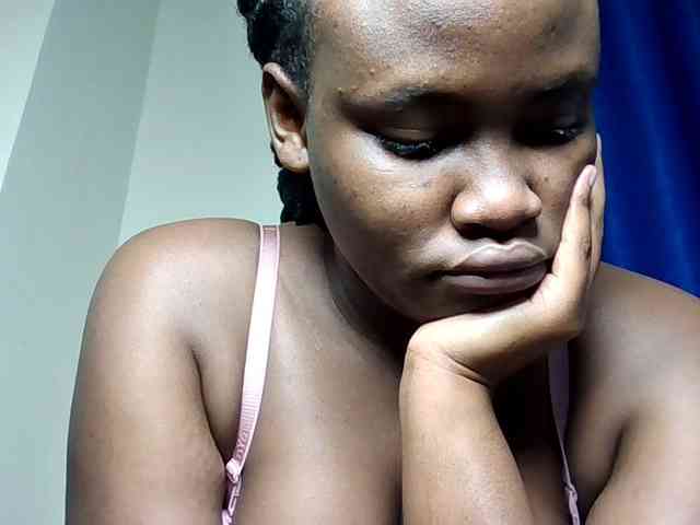 Horny-nasty-bitch webcam