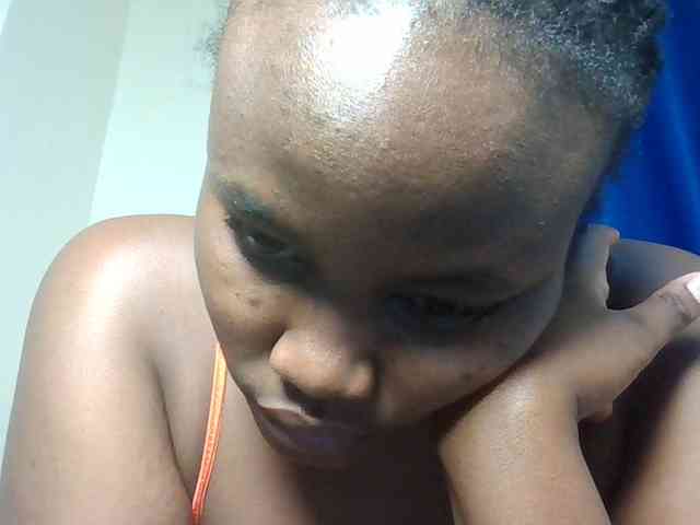 Horny-nasty-bitch webcam