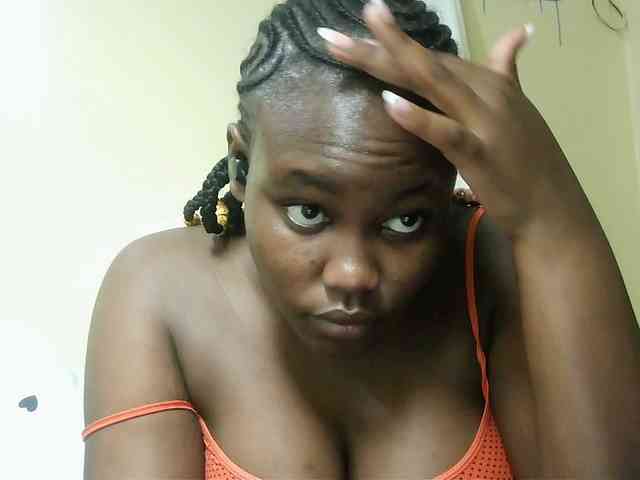 Horny-nasty-bitch webcam