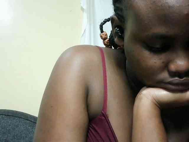 Horny-nasty-bitch webcam