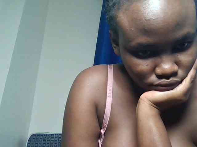 Horny-nasty-bitch webcam