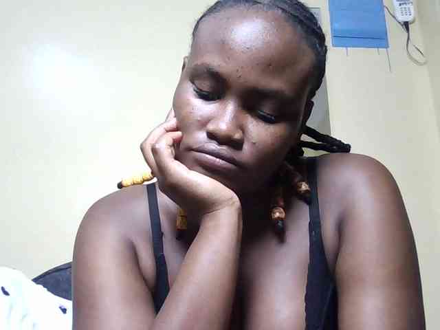 Horny-nasty-bitch webcam