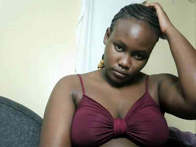 Horny-nasty-bitch webcam