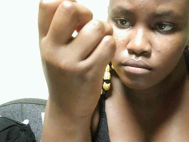 Horny-nasty-bitch webcam