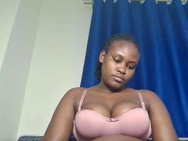 Horny-nasty-bitch webcam