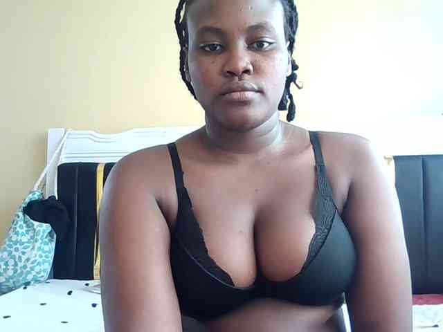 Horny-nasty-bitch webcam