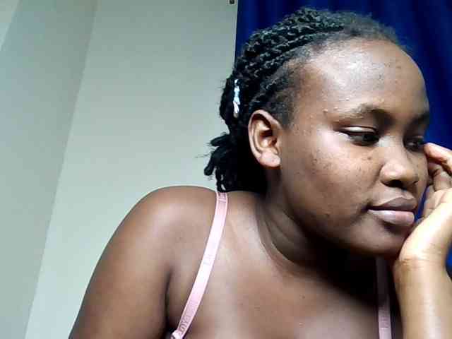 Horny-nasty-bitch webcam