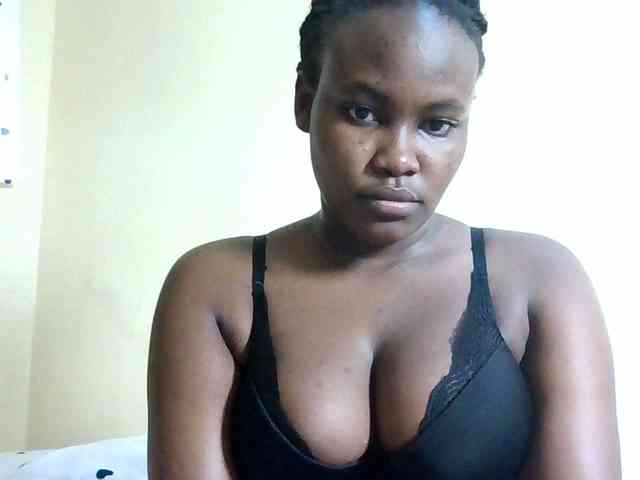 Horny-nasty-bitch webcam