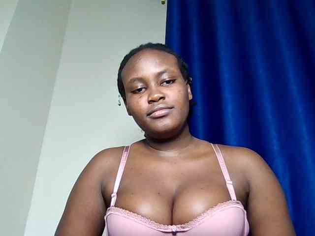 Horny-nasty-bitch webcam