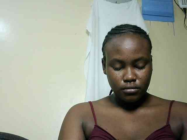 Horny-nasty-bitch webcam