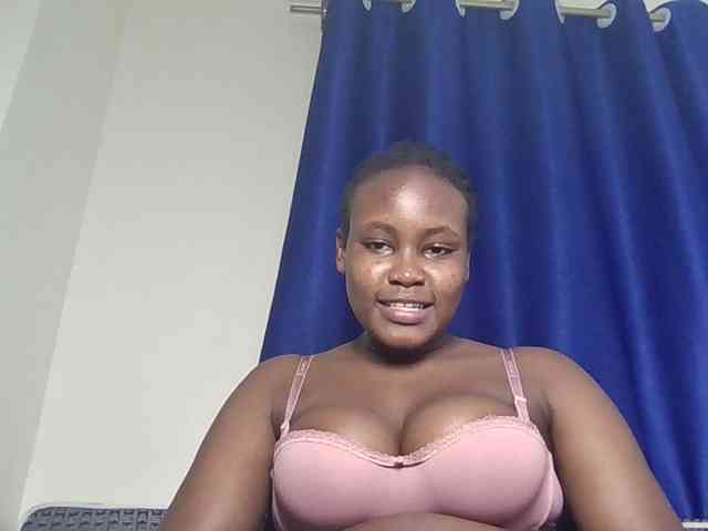 Horny-nasty-bitch webcam